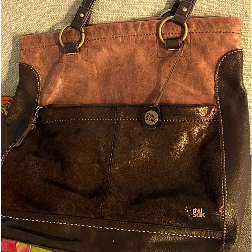 The Sak Vintage All Leather Large 2 Toned Brown/ Metallic Shoulder Bag!